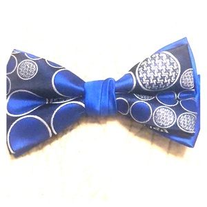 Bow tie and pocket square